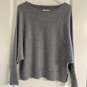 Stylist - lightweight sweater